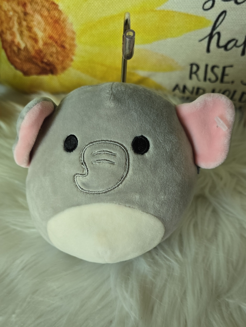 Squishmellow  Elephant